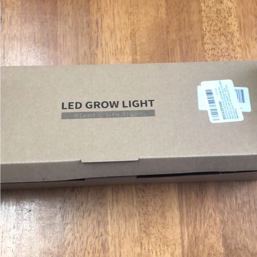 Dual Head LED Grow Light - Picture 2 of 3